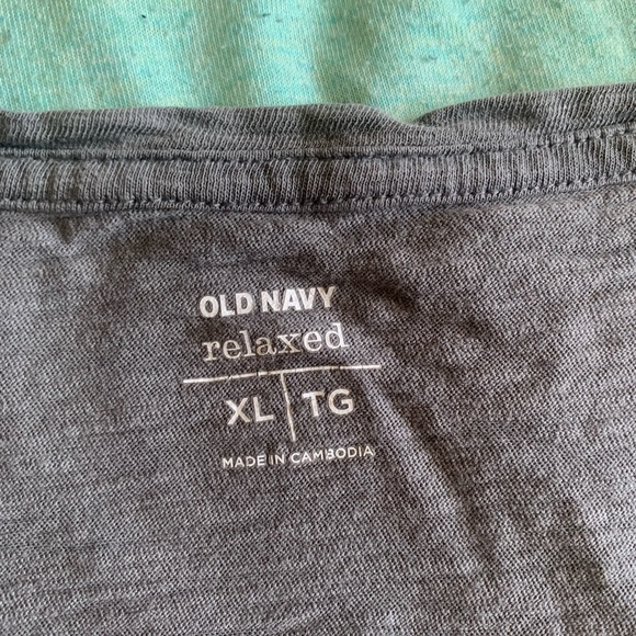 Old Navy Relaxed Fit Cotton Deep V-Neck Short Sleeve Shirt - Picture 2 of 6